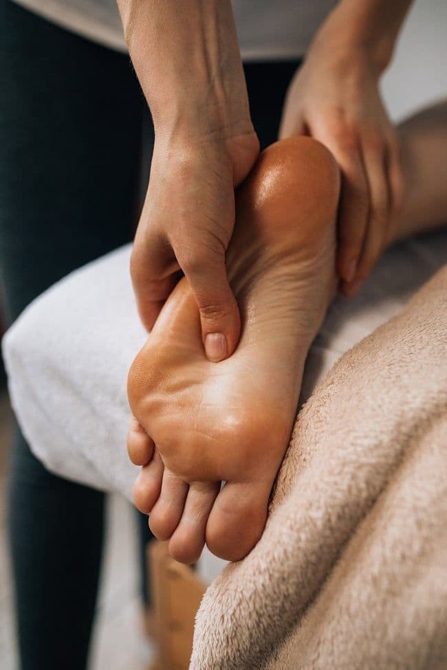 Sole massage