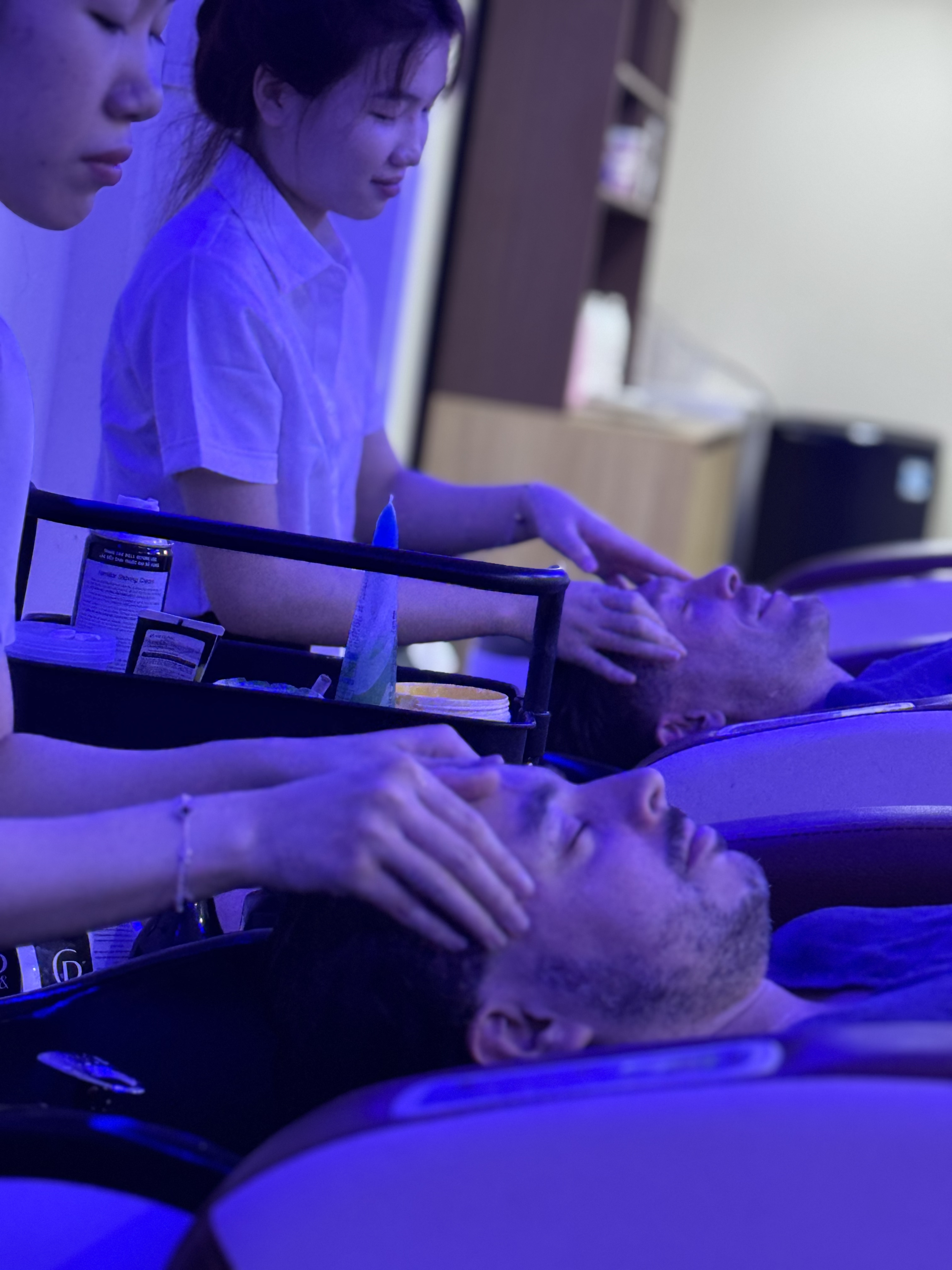 Gentle facial muscle relaxation